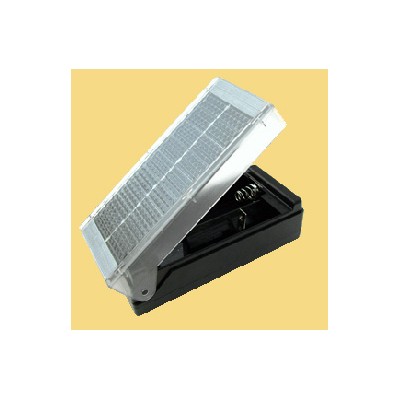 CEBEK SOLAR CARGADOR SOLAR UNIVERSAL PARA BATERIAS TIPO AAA, AA, C Y D